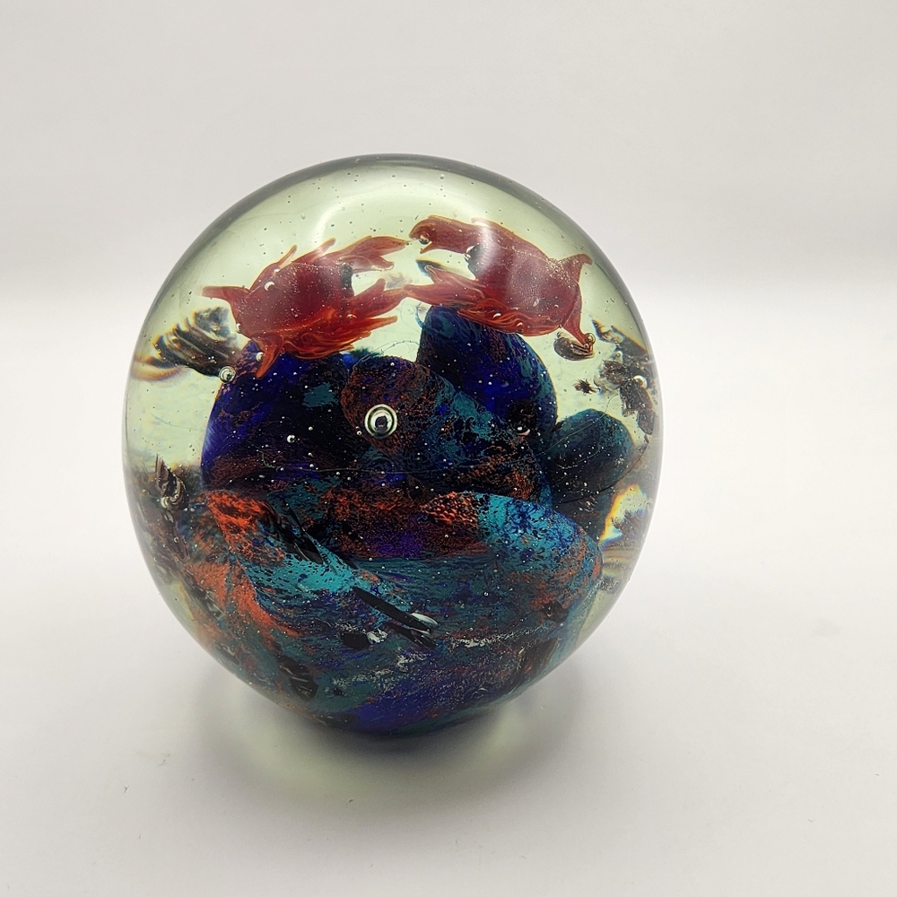 Beautiful Vintage Large Murano Style Sea Life Crabs Aquarium Glass Paperweight